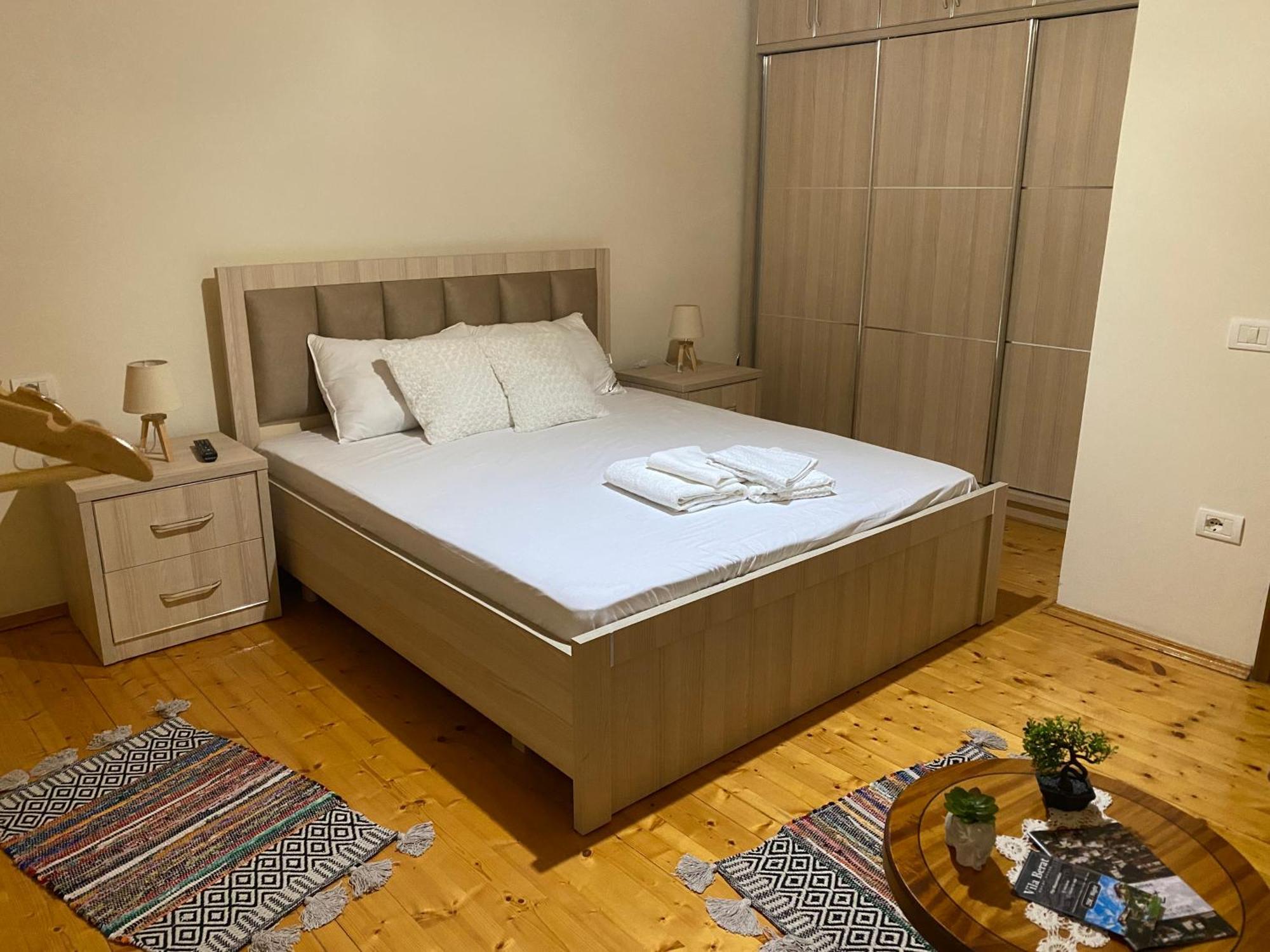 Villa Berat Exteriér fotografie