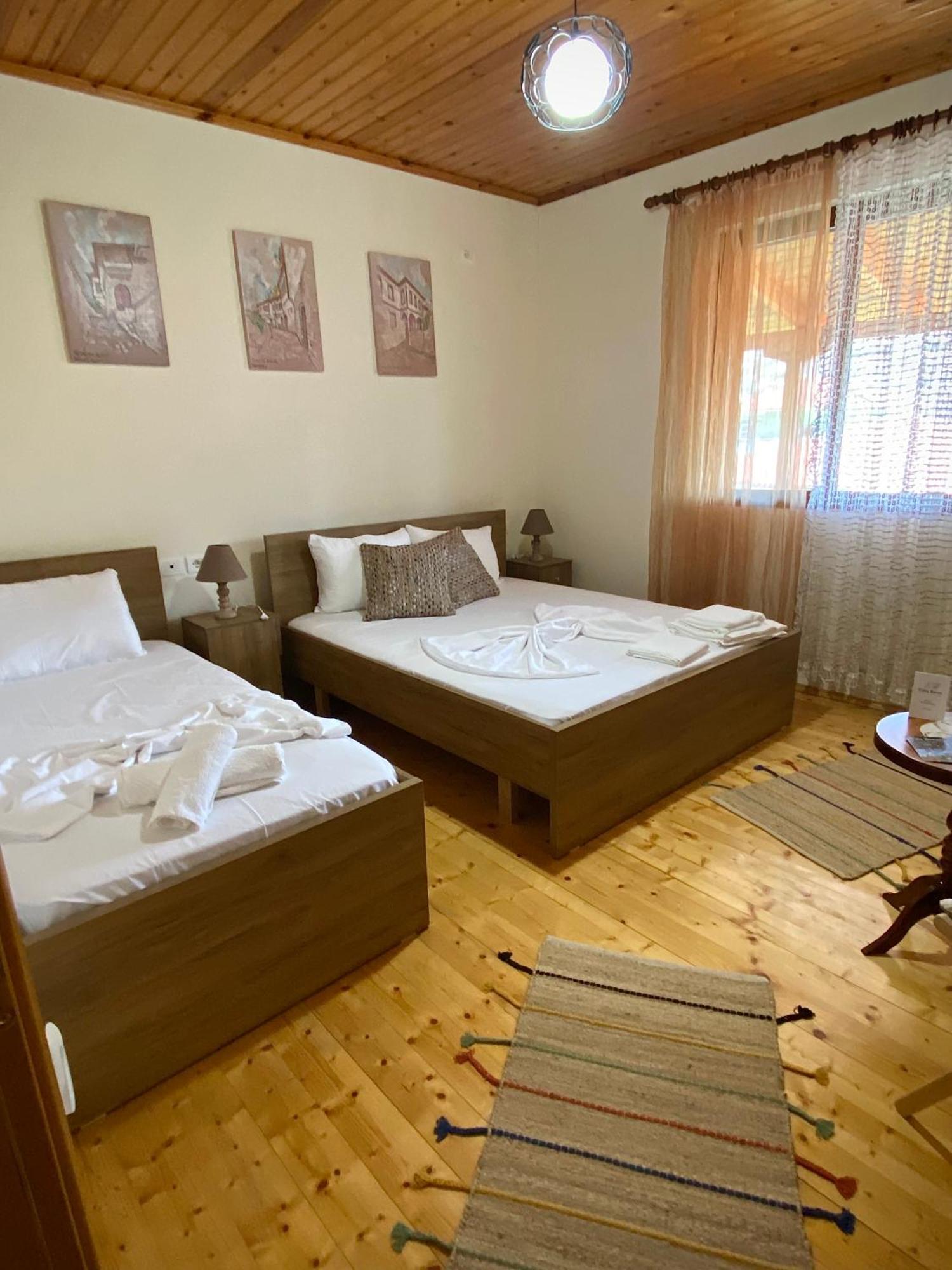 Villa Berat Exteriér fotografie