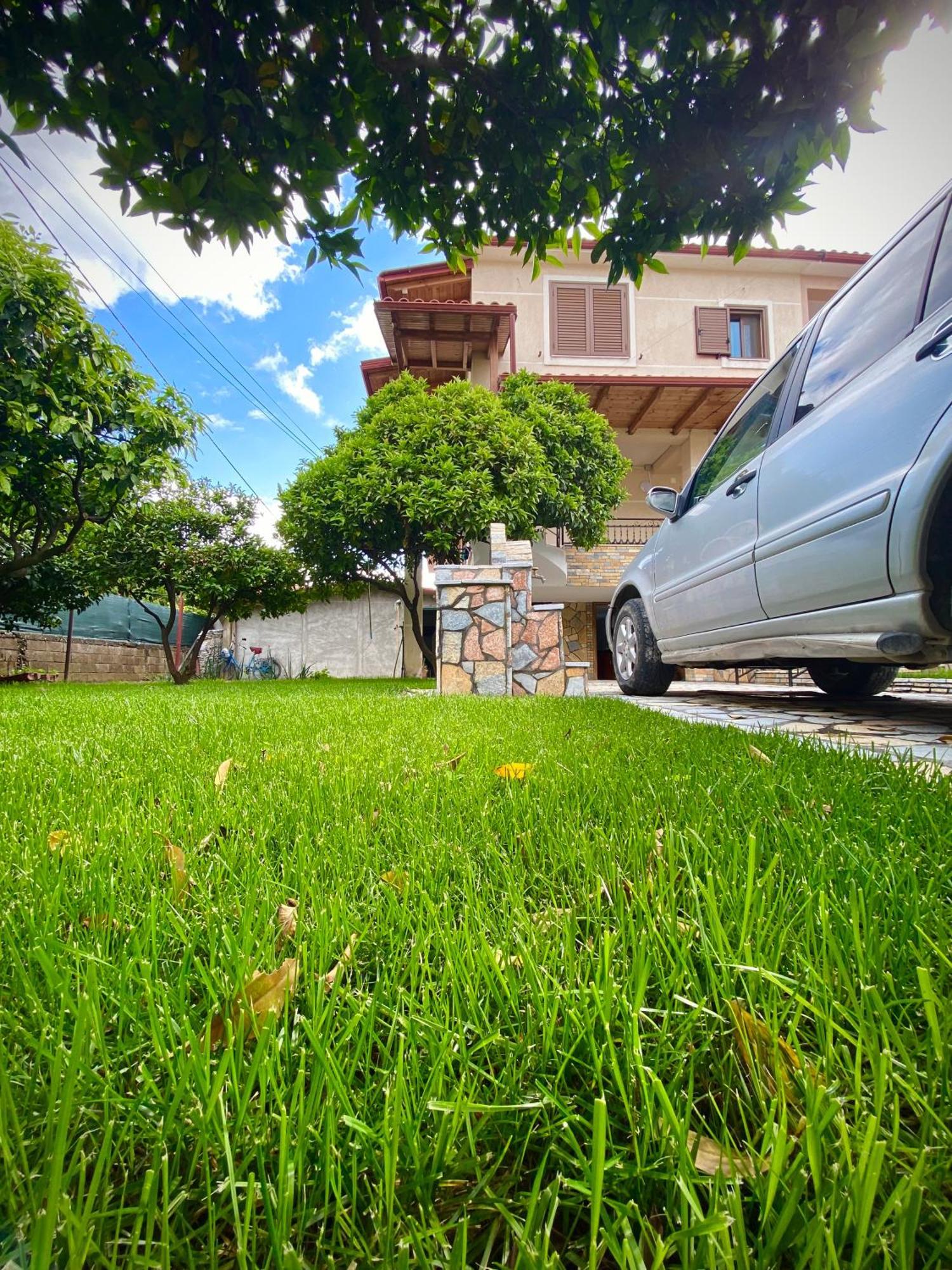 Villa Berat Exteriér fotografie