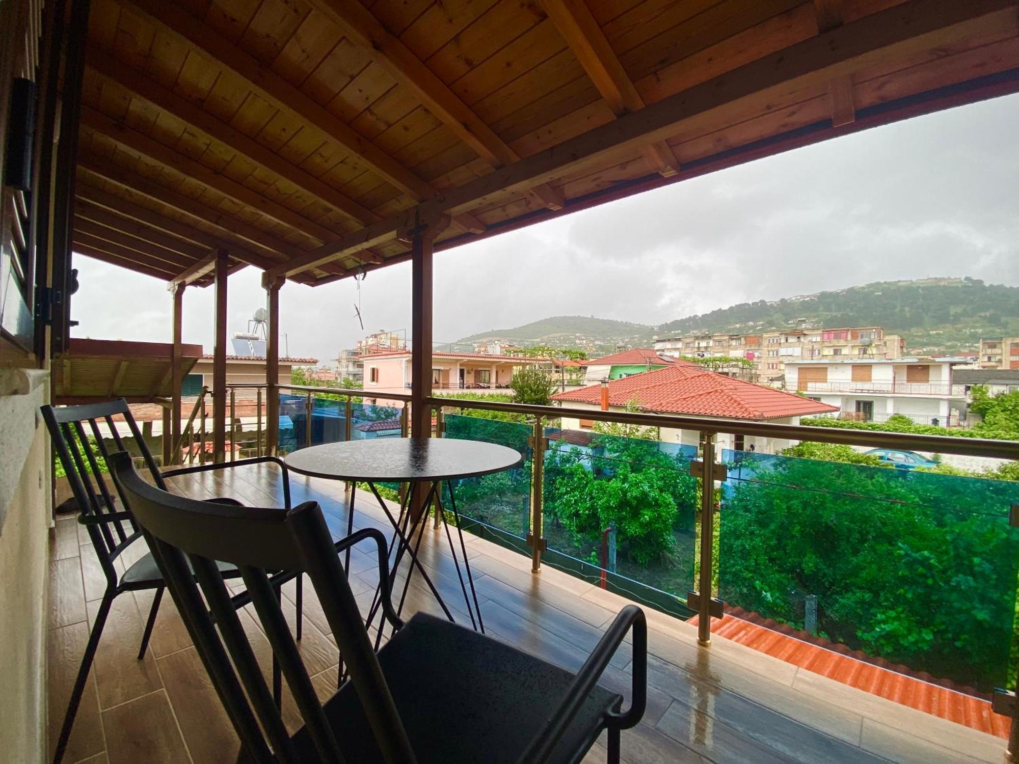 Villa Berat Exteriér fotografie