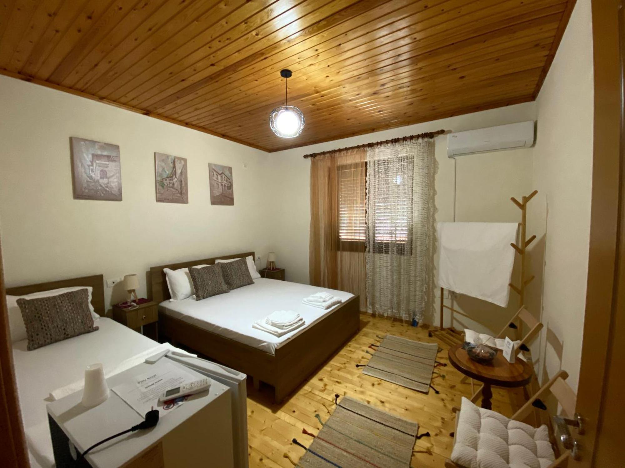 Villa Berat Exteriér fotografie