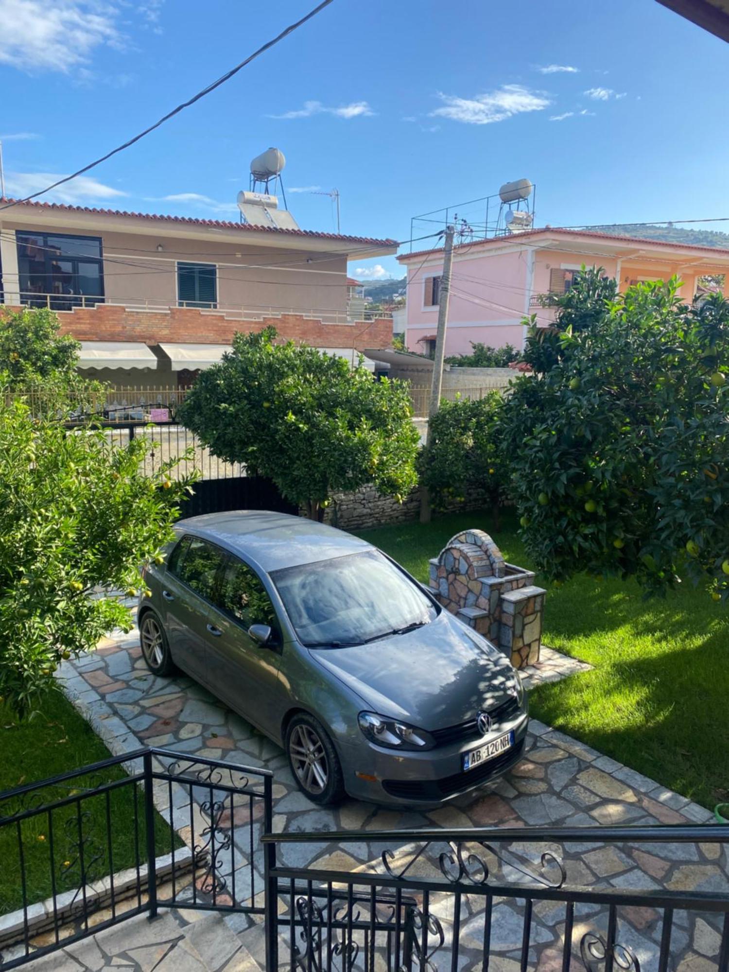 Villa Berat Exteriér fotografie