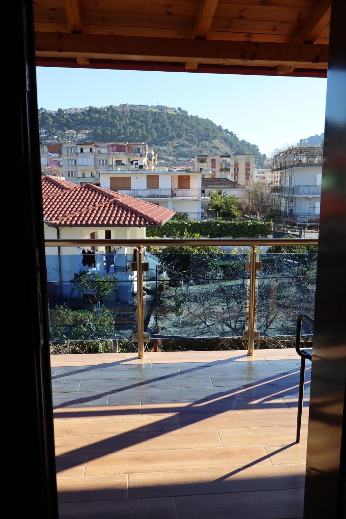 Villa Berat Exteriér fotografie